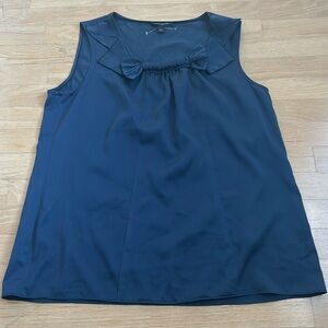 Women’s navy top